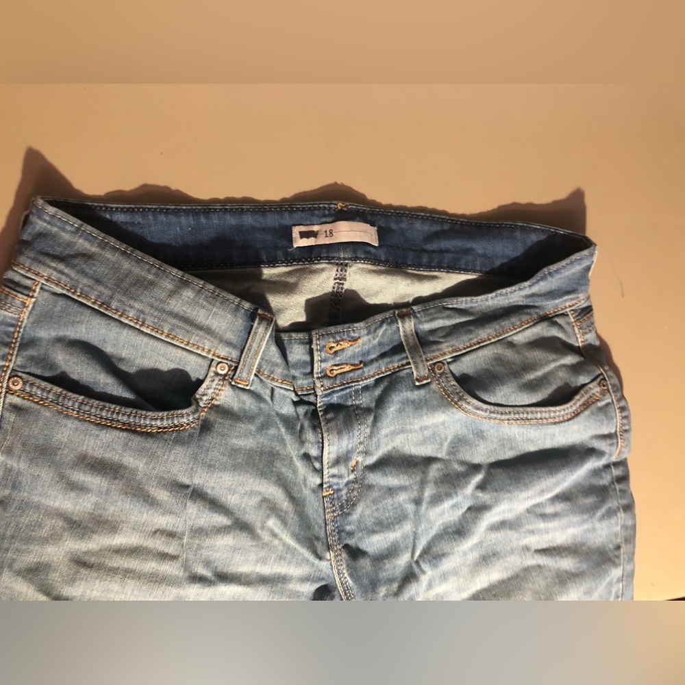 Levi’s Bermuda Length Shorts